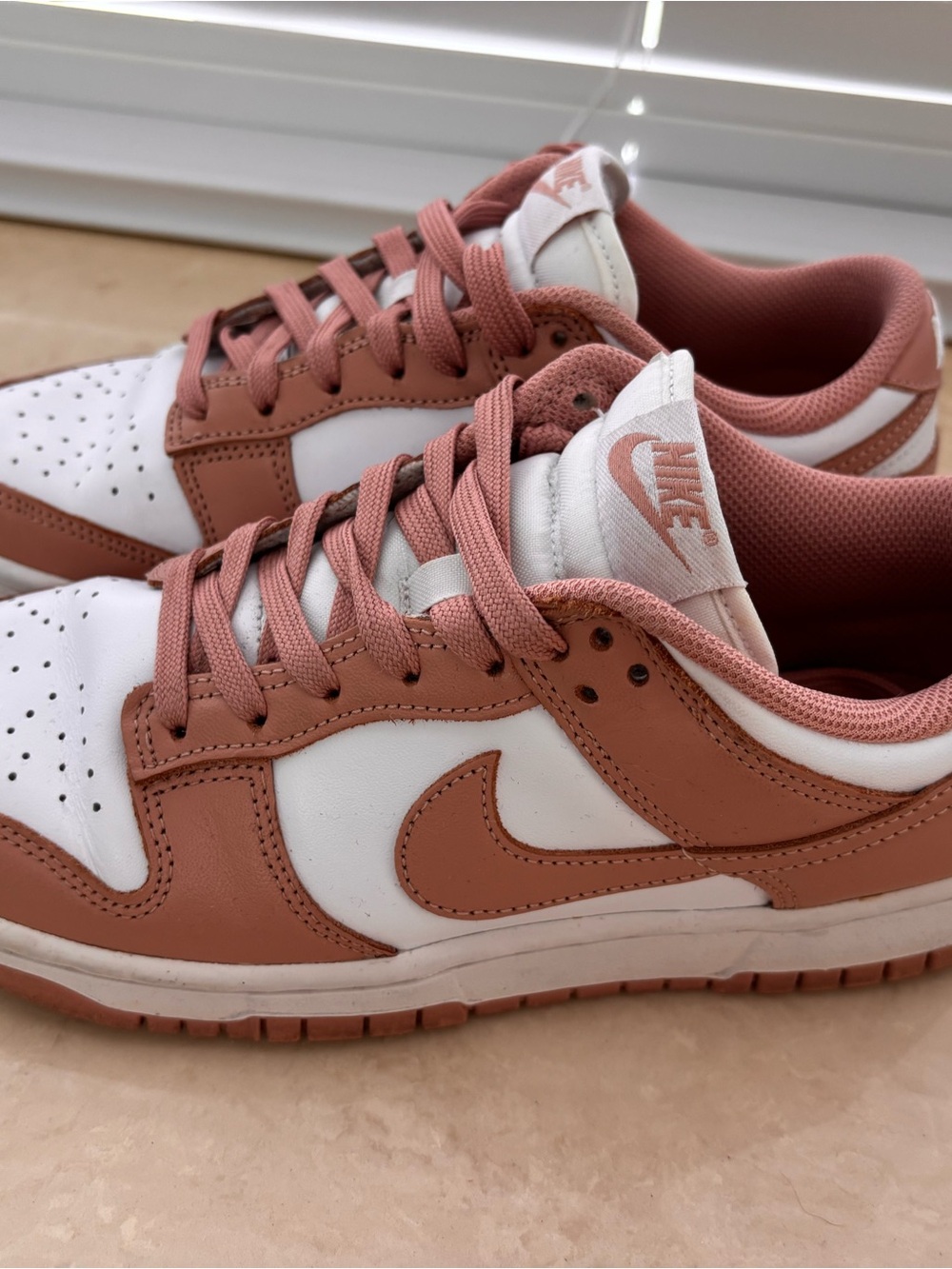 Nike Women’s Low-Top Sneakers - Rose/White